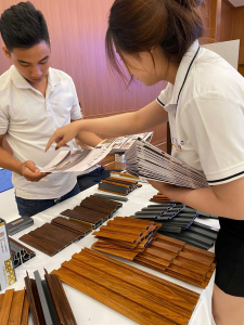 Đội ngũ nhân viên LuxSlim tư vấn