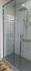 Cabin cửa kinh cửa lùa